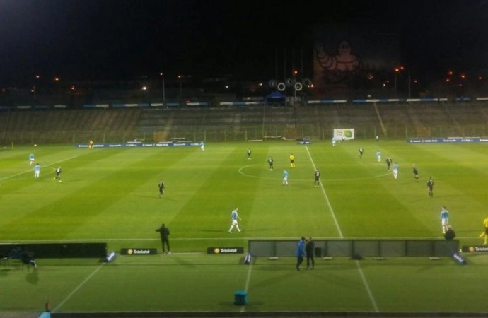 {Już w najbliższą niedzielę, 8 października na stadionie przy al. Piłsudskiego w Olsztynie odbędzie się spotkanie w ramach piłkarskich drugoligowych rozgrywek.}